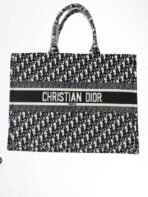 Branded Dior Style Silicon Airpods Case for AirPods Pro, Pro 2, & AirPods 4 (Black) - Image 2